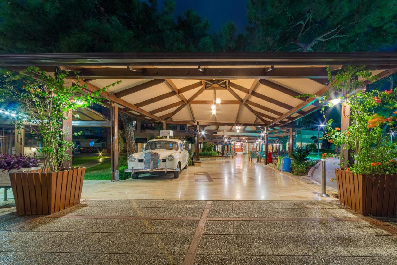 Hotel Justiniano Club Park Conti Okurcalar Exterior foto