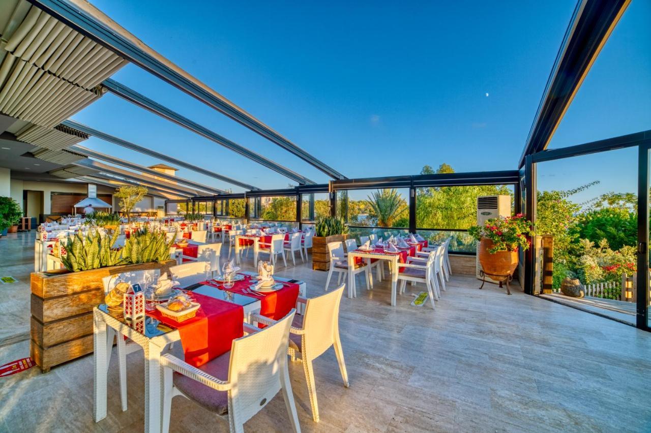 Hotel Justiniano Club Park Conti Okurcalar Exterior foto