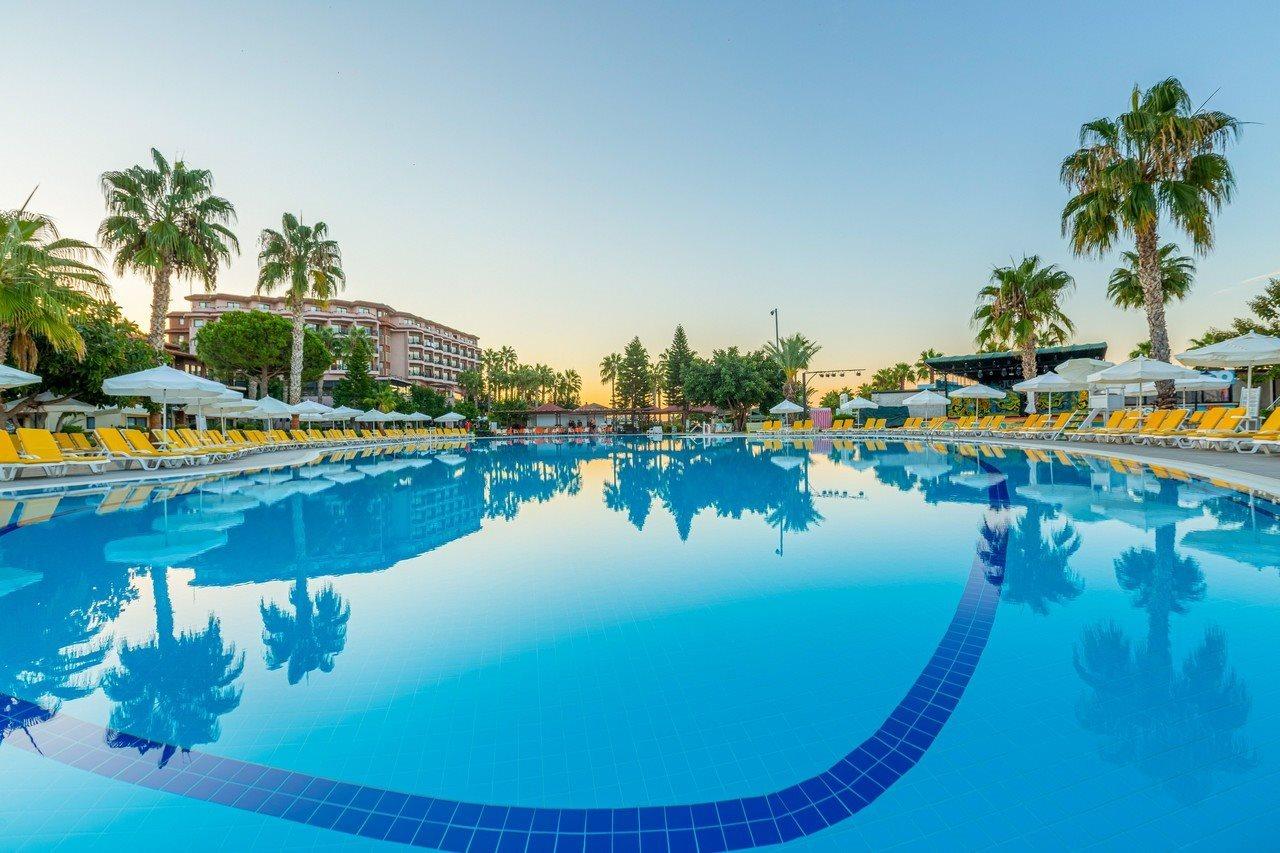 Hotel Justiniano Club Park Conti Okurcalar Exterior foto